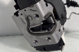 Serrure avant droit MERCEDES CLASSE C 204