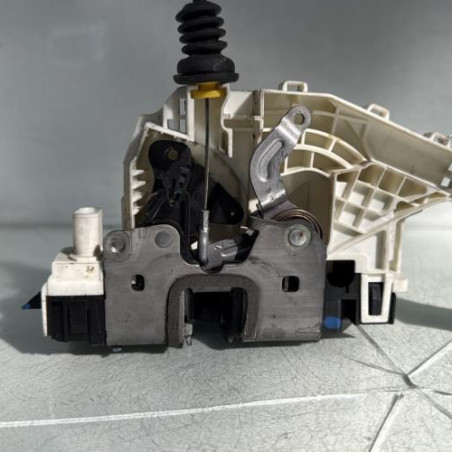 Serrure avant gauche MERCEDES CLASSE C 204