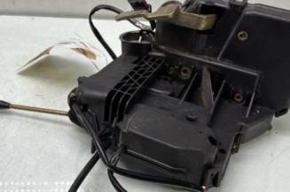 Serrure avant gauche MERCEDES CLASSE C 203