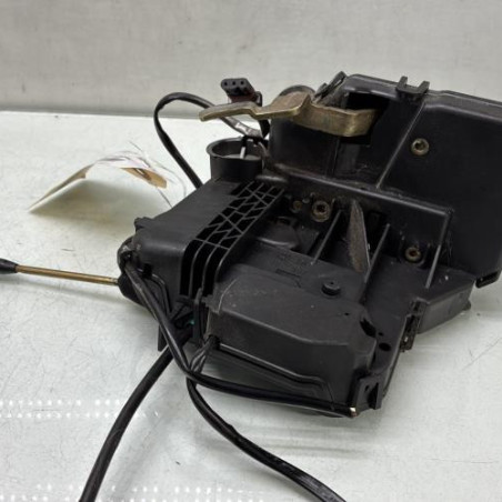 Serrure avant gauche MERCEDES CLASSE C 203
