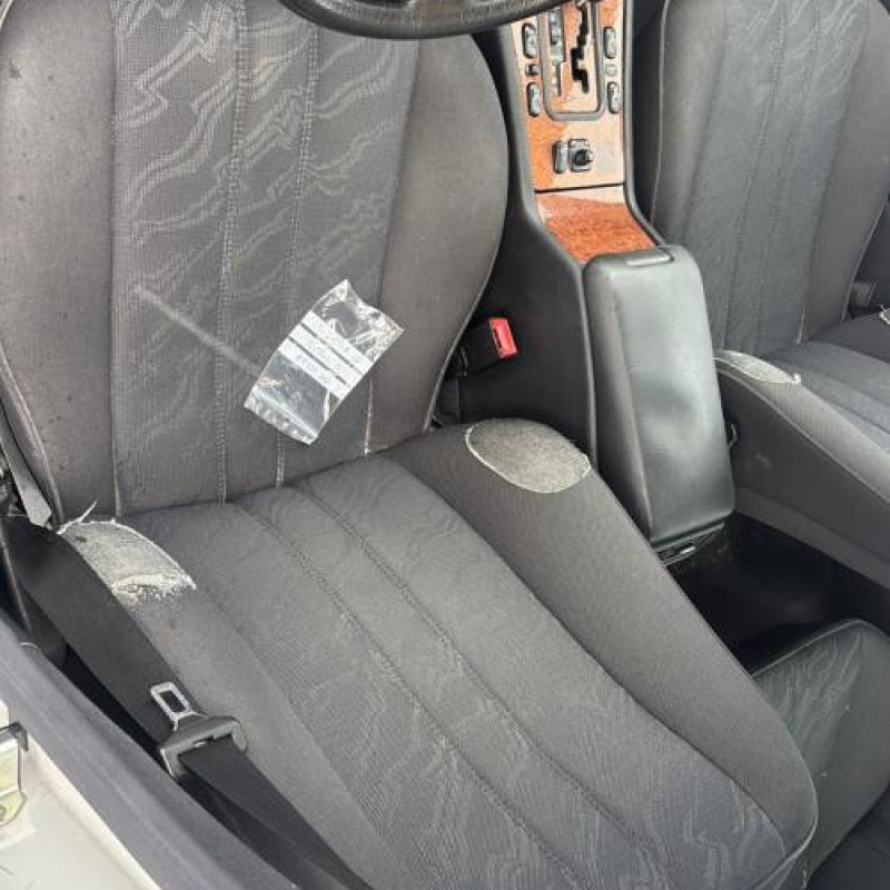 Serrure arriere gauche MERCEDES CLASSE E 210 Photo n°13