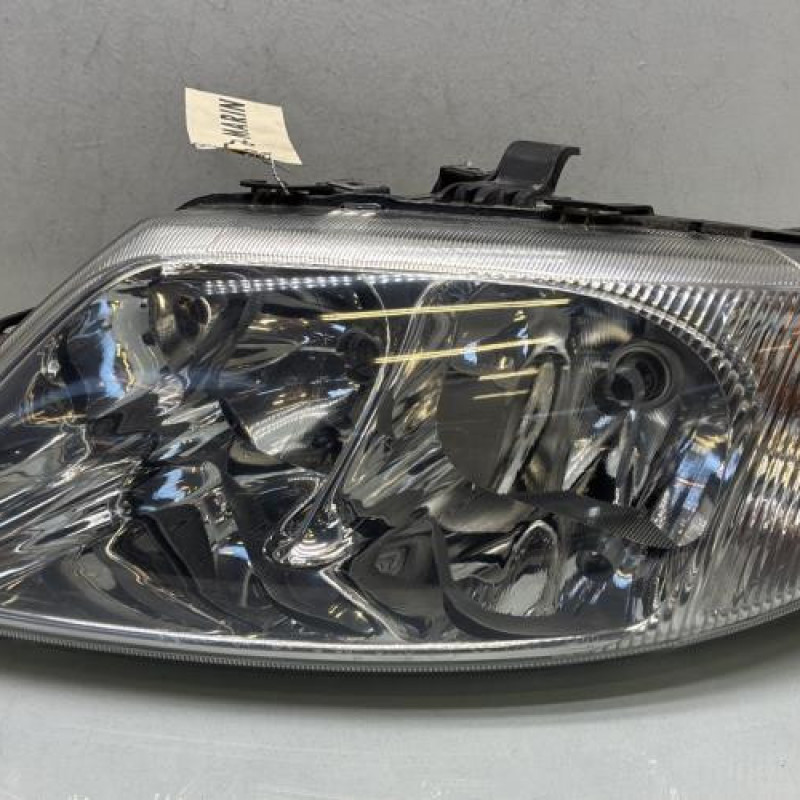 Optique avant principal gauche (feux)(phare) CHRYSLER GRAND VOYAGER 4 Photo n°1