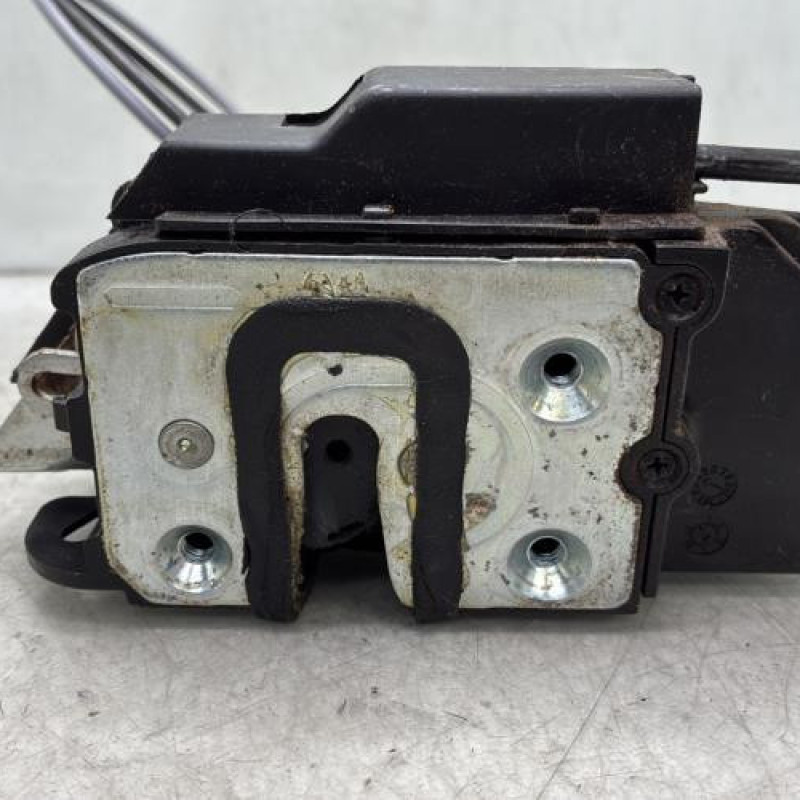 Serrure avant gauche HYUNDAI I 10 1 Photo n°4