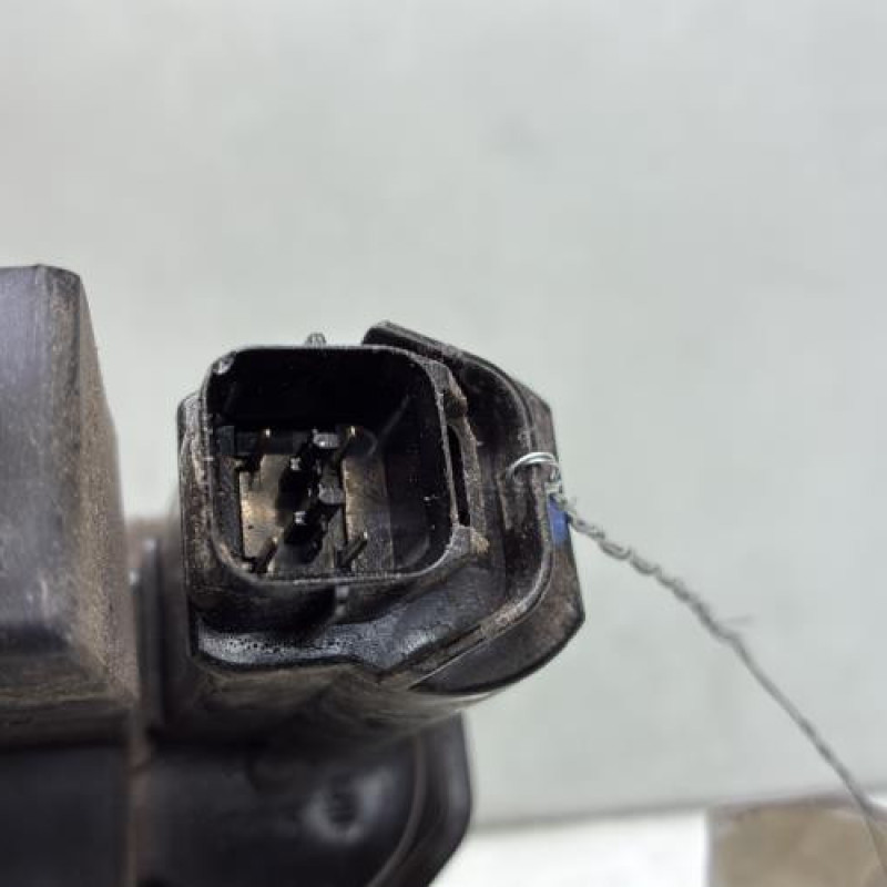 Serrure avant gauche HYUNDAI I 10 1 Photo n°6