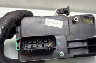 Serrure avant droit FORD FUSION