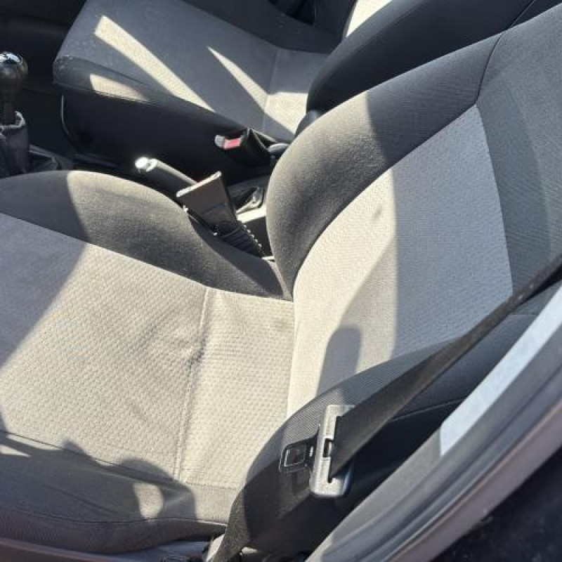 Custode arriere droit OPEL MERIVA A Photo n°14