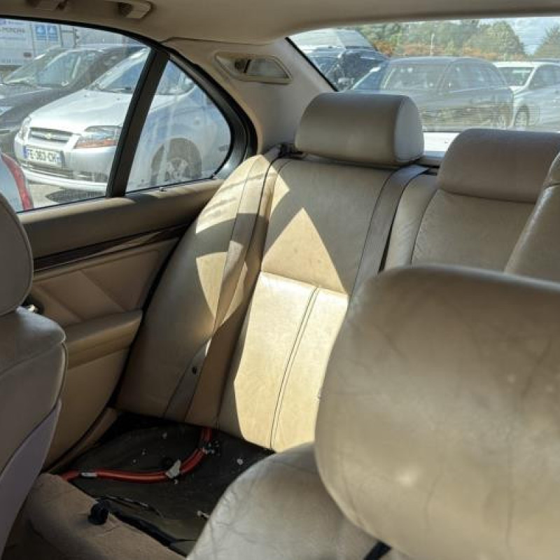 Serrure avant droit BMW SERIE 5 E39 Photo n°19