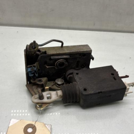 Serrure avant gauche PEUGEOT 106