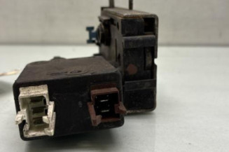 Serrure avant gauche PEUGEOT 106