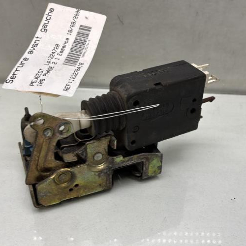 Serrure avant gauche PEUGEOT 106 Photo n°4