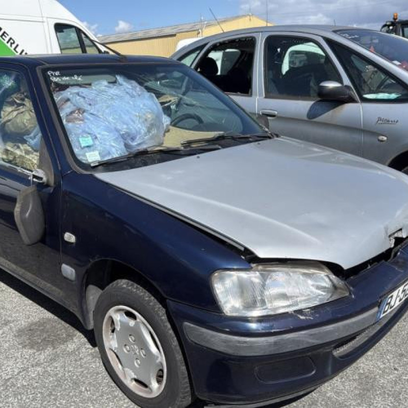 Serrure avant gauche PEUGEOT 106 Photo n°6