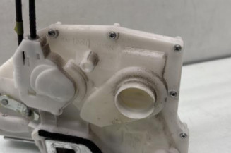 Serrure avant droit OPEL AGILA B