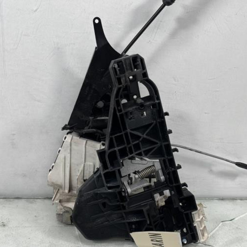 Serrure avant gauche MERCEDES CLASSE A 169 Photo n°1