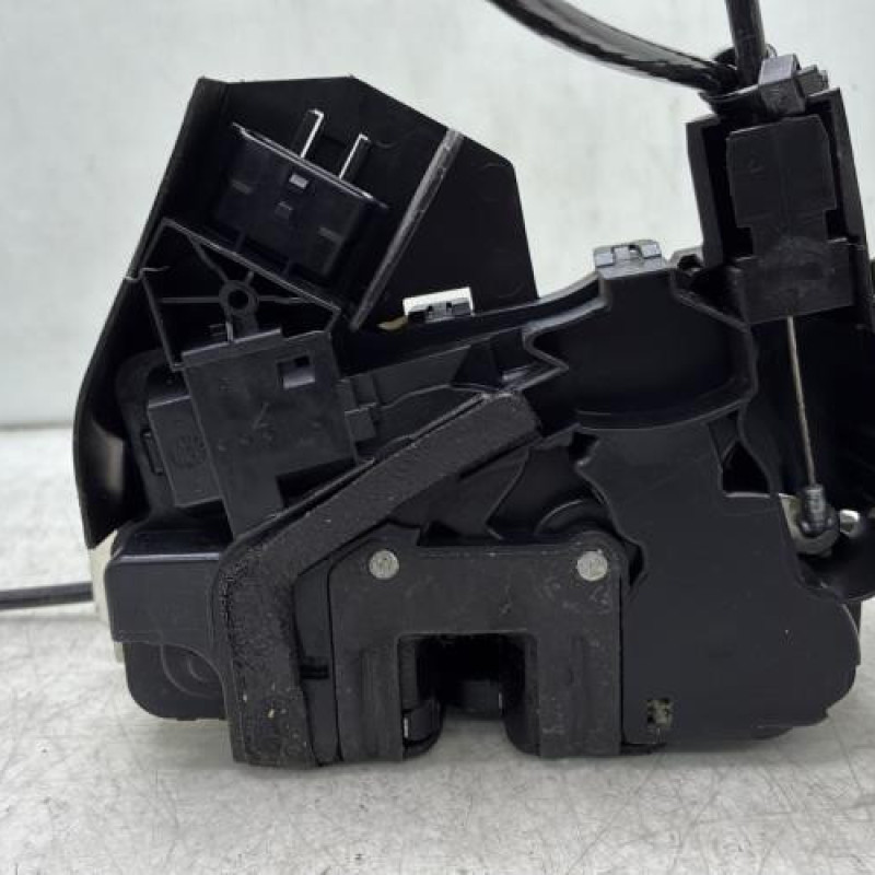 Serrure avant gauche RENAULT MEGANE 4 Photo n°5