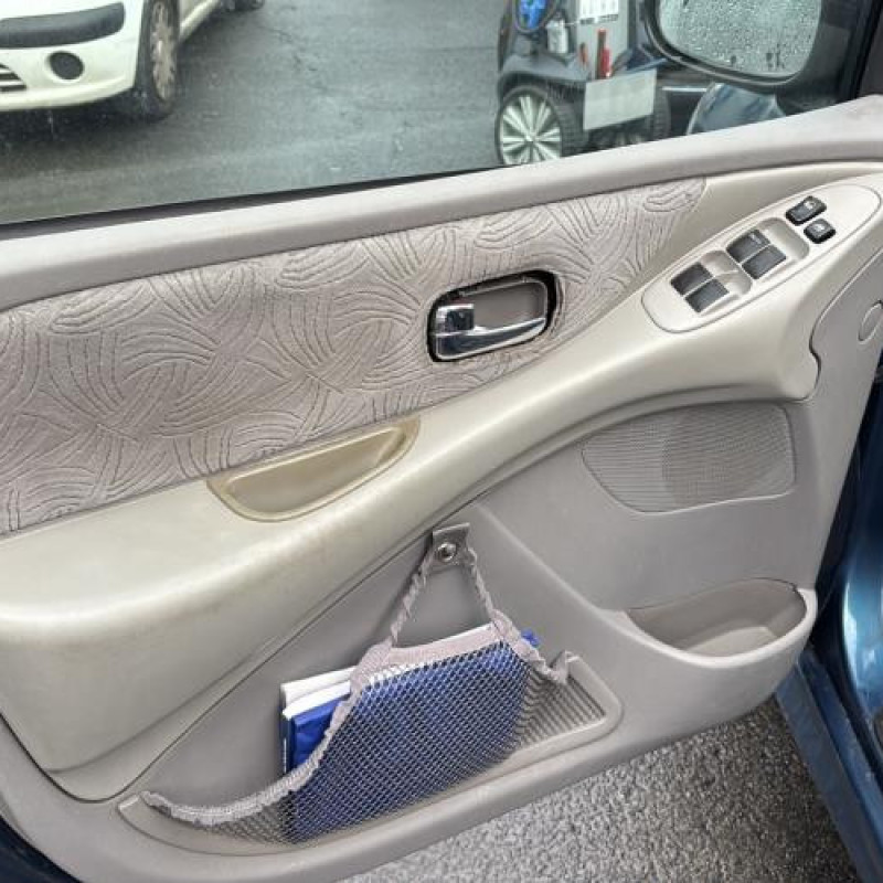 Serrure arriere droit NISSAN ALMERA TINO Photo n°14