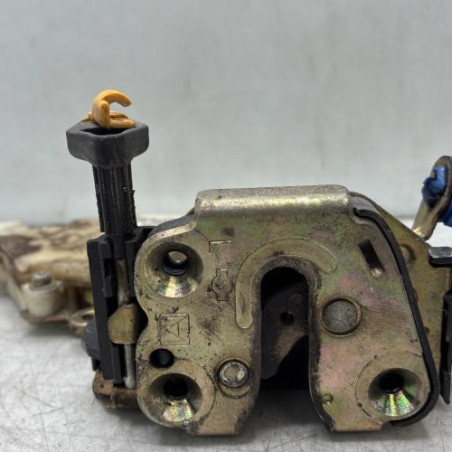 Serrure avant gauche NISSAN ALMERA TINO