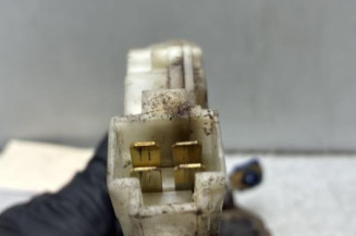 Serrure avant gauche NISSAN ALMERA TINO