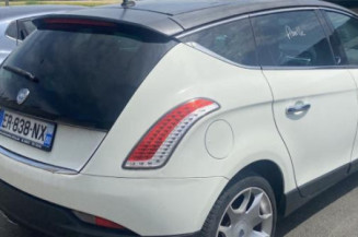 Serrure avant droit LANCIA DELTA 3