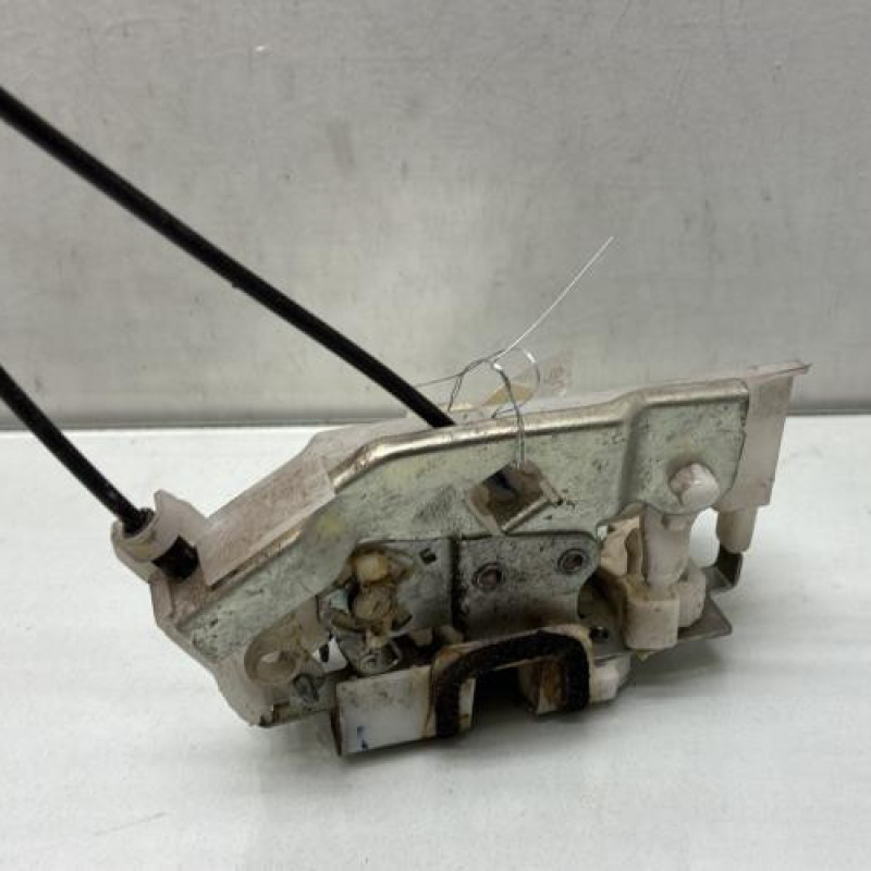 Serrure avant gauche SUZUKI ALTO 3 Photo n°4