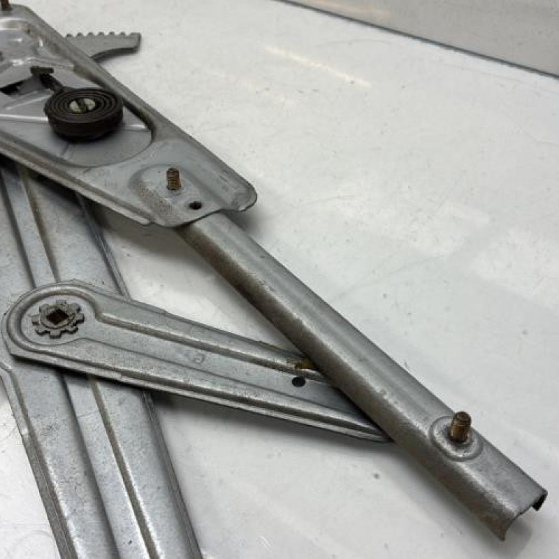 Leve vitre mecanique avant gauche RENAULT TWINGO 1 Photo n°3