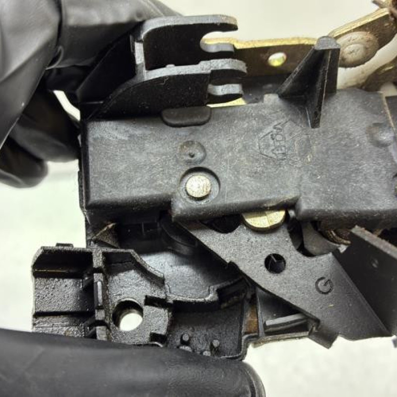 Serrure avant gauche RENAULT TWINGO 1 Photo n°2