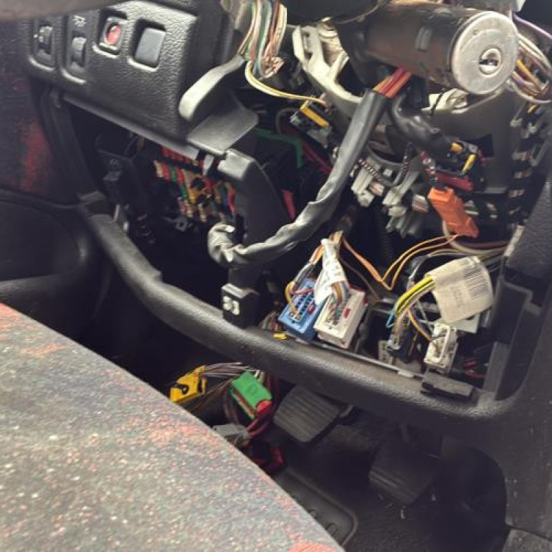 Anti brouillard gauche (feux) PEUGEOT 206 Photo n°17