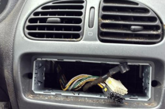 Anti brouillard gauche (feux) PEUGEOT 206