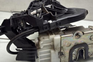 Serrure avant droit MERCEDES CLASSE B 245 Photo n°1