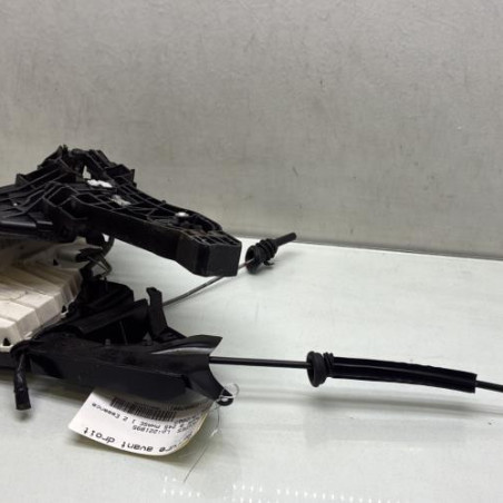 Serrure avant droit MERCEDES CLASSE B 245