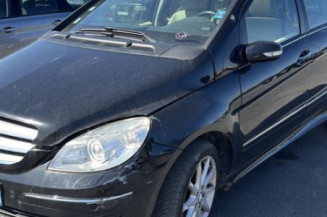 Serrure avant droit MERCEDES CLASSE B 245