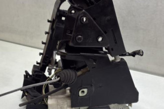 Serrure avant gauche MERCEDES CLASSE B 245