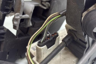 Serrure avant gauche MERCEDES CLASSE B 245