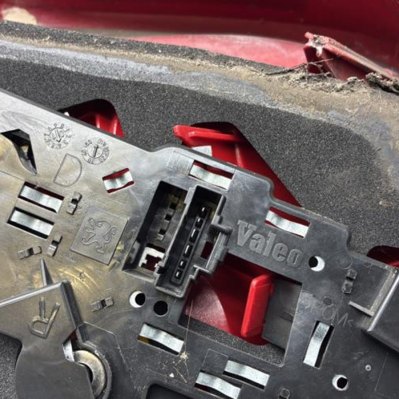 Feu arriere principal droit (feux) PEUGEOT 307 Photo n°3