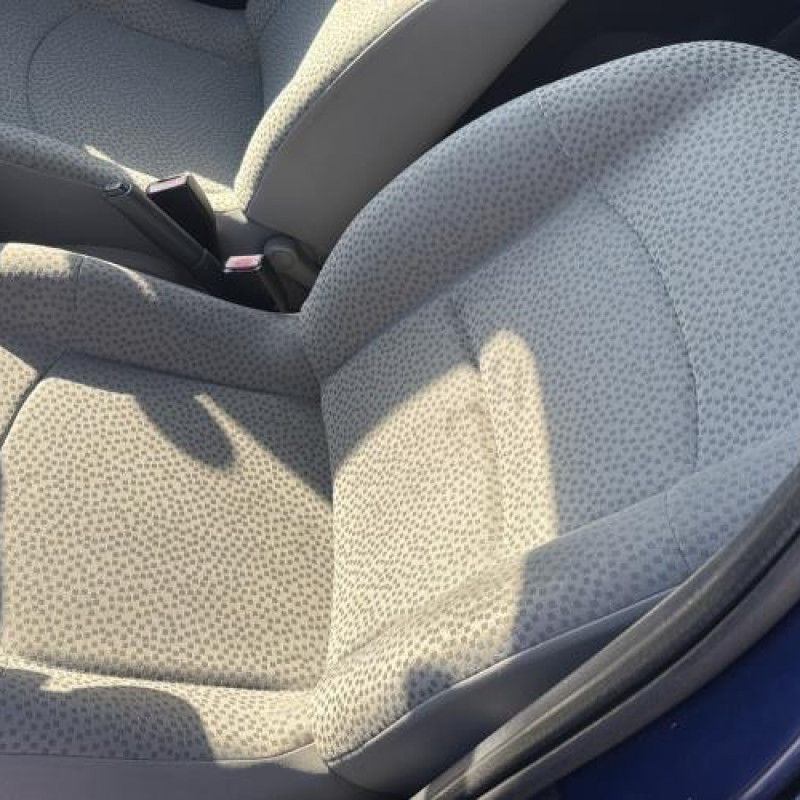 Serrure arriere droit RENAULT CLIO 2 Photo n°17