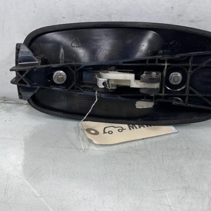 Poignee porte coffre gauche RENAULT TRAFIC 2 Photo n°2