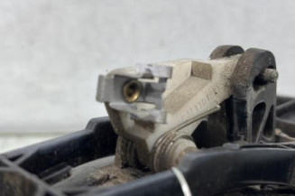 Poignee porte coffre gauche RENAULT TRAFIC 2