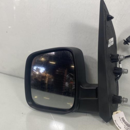 Optique avant principal gauche (feux)(phare) PEUGEOT BIPPER Photo n°1