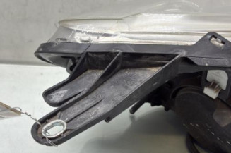 Optique avant principal gauche (feux)(phare) PEUGEOT BIPPER
