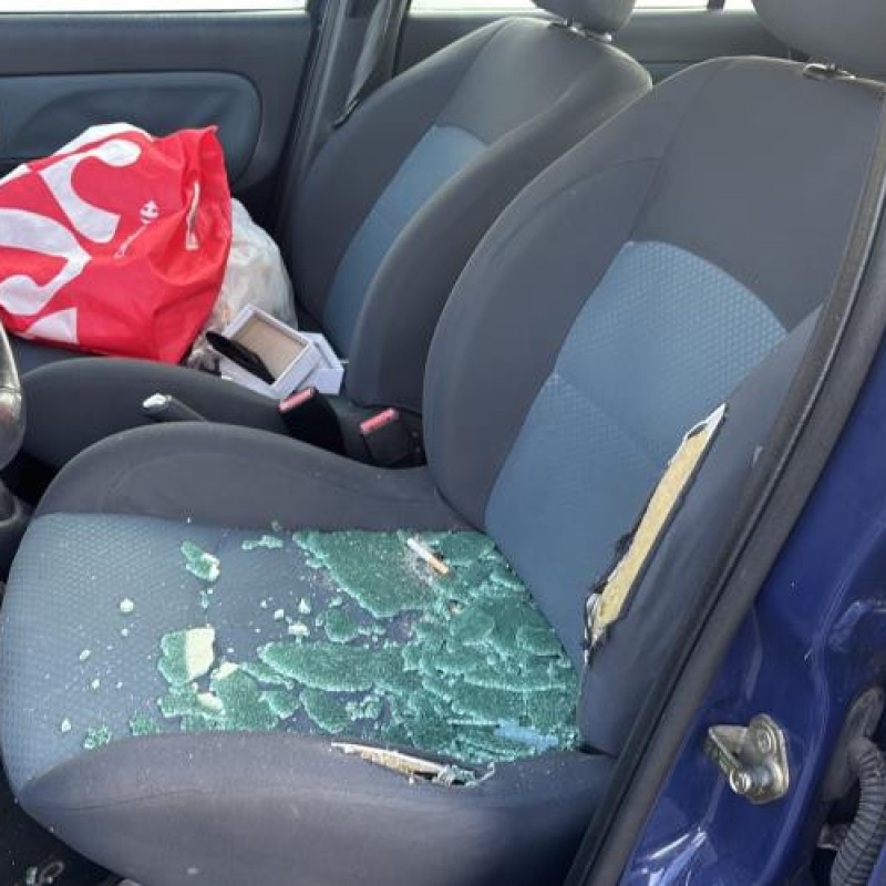 Optique avant principal droit (feux)(phare) RENAULT CLIO 2 Photo n°18