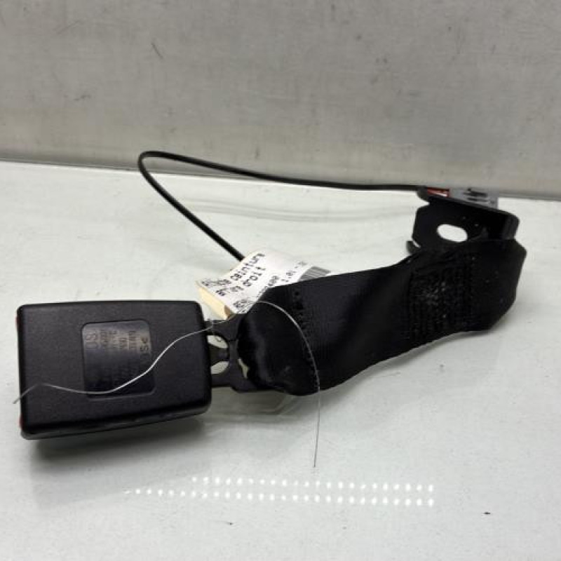 Attache ceinture arriere droit RENAULT TWINGO 3 Photo n°2