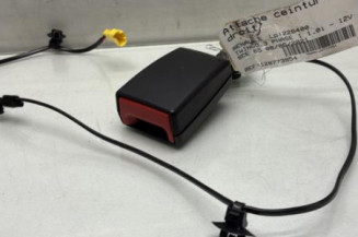 Attache ceinture avant droit RENAULT TWINGO 3 Photo n°1