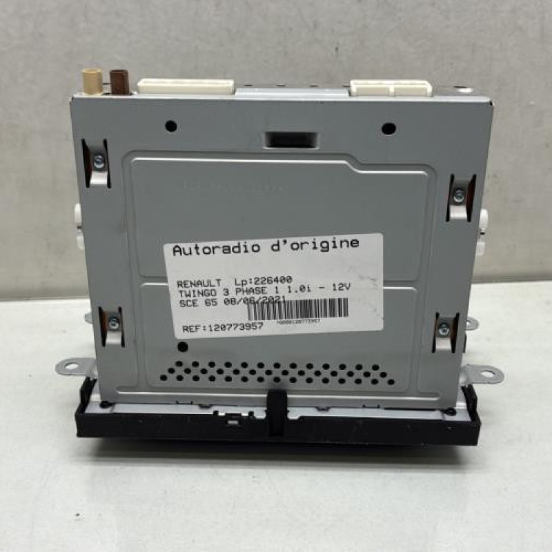 Autoradio d'origine RENAULT TWINGO 3 Photo n°6