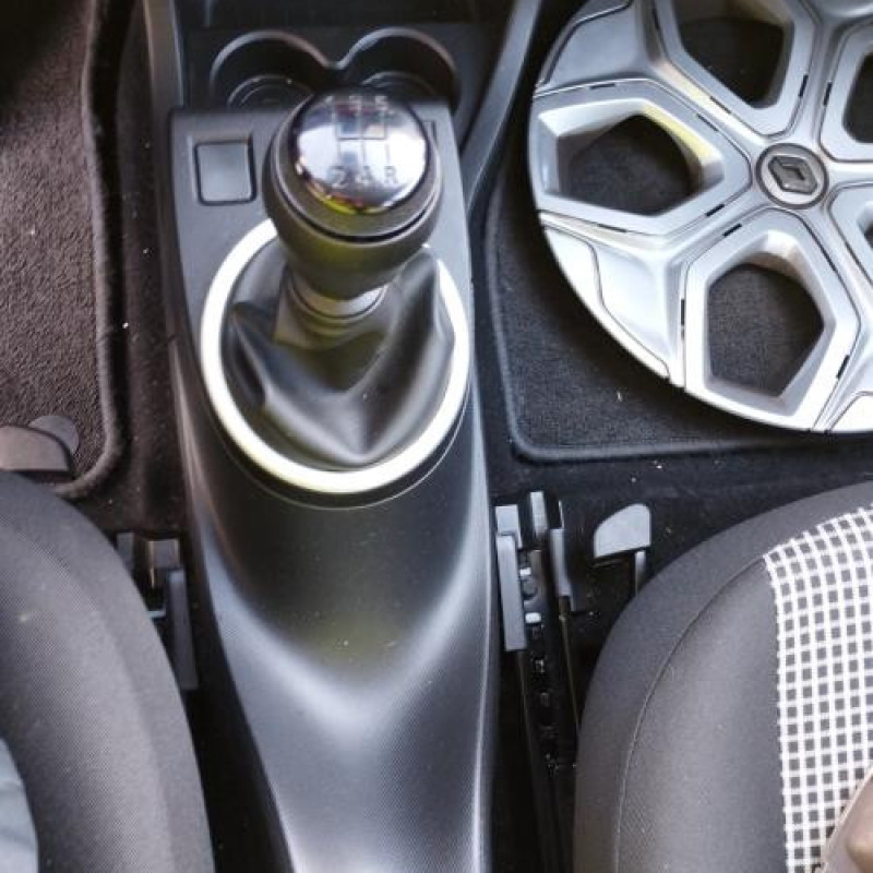 Poignee interieur arriere gauche RENAULT TWINGO 3 Photo n°20
