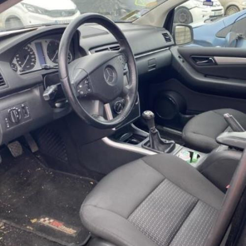 Serrure avant droit MERCEDES CLASSE B 245 Photo n°18