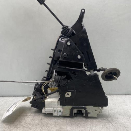 Serrure avant gauche MERCEDES CLASSE B 245