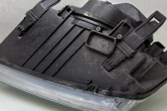 Optique avant principal droit (feux)(phare) FORD FOCUS 2