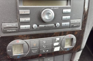 Optique avant principal droit (feux)(phare) FORD FOCUS 2