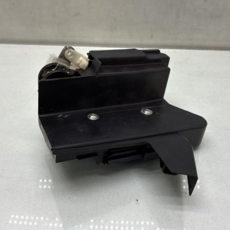 Serrure arriere droit DACIA SANDERO 2