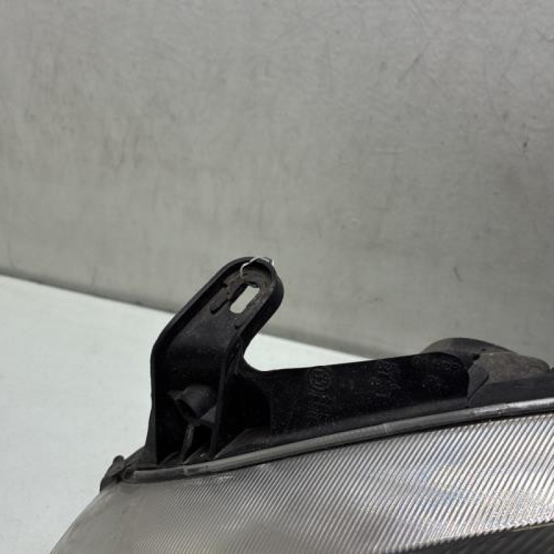 Optique avant principal gauche (feux)(phare) OPEL CORSA C Photo n°4