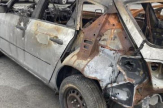 Optique avant principal gauche (feux)(phare) MAZDA 3 1